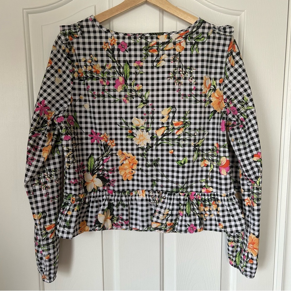 Floral Cropped Ruffle Blouse - Picture 5 of 5